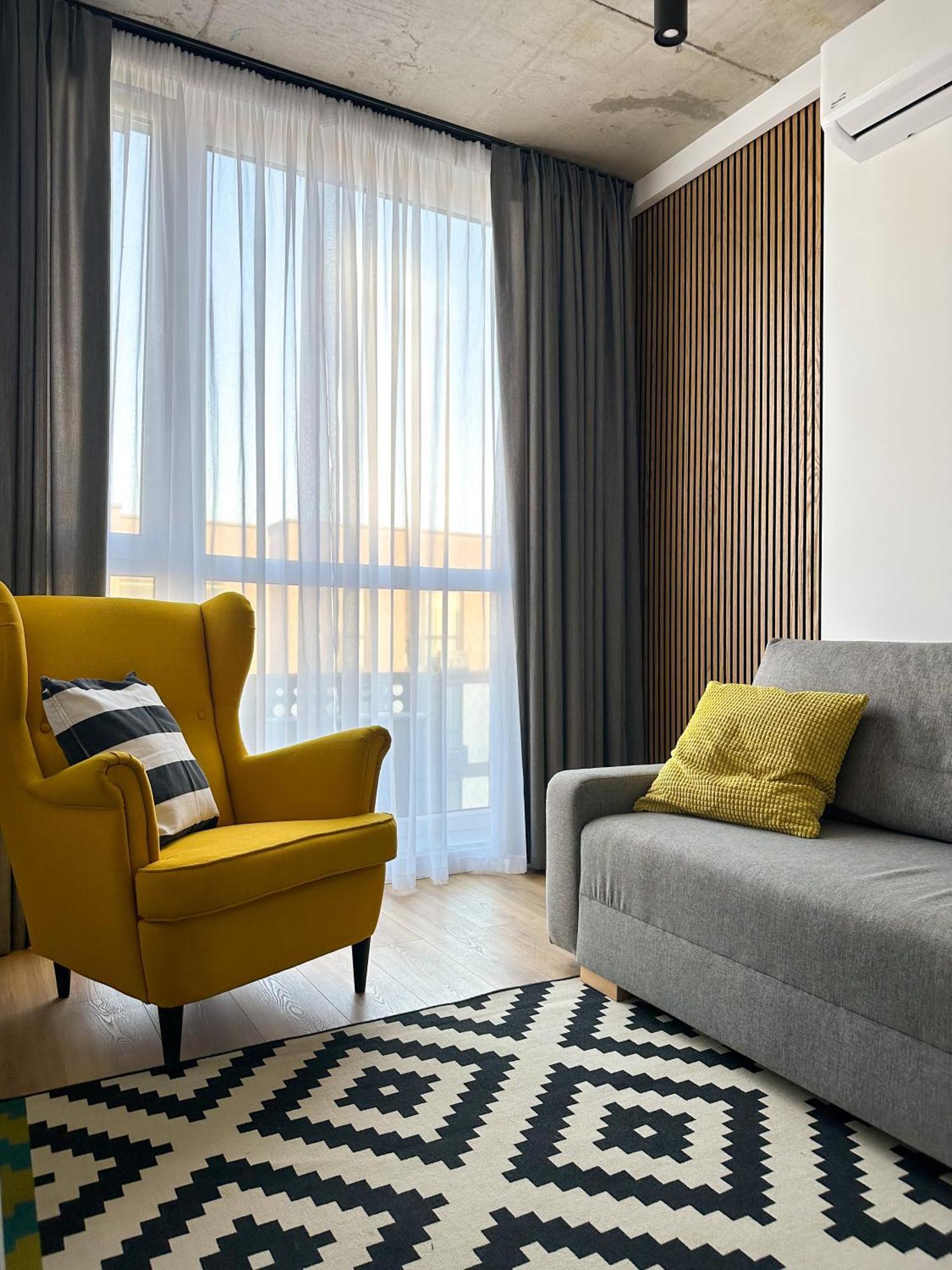 Avalon On Lypynskogo Street Apartment Lviv Bagian luar foto