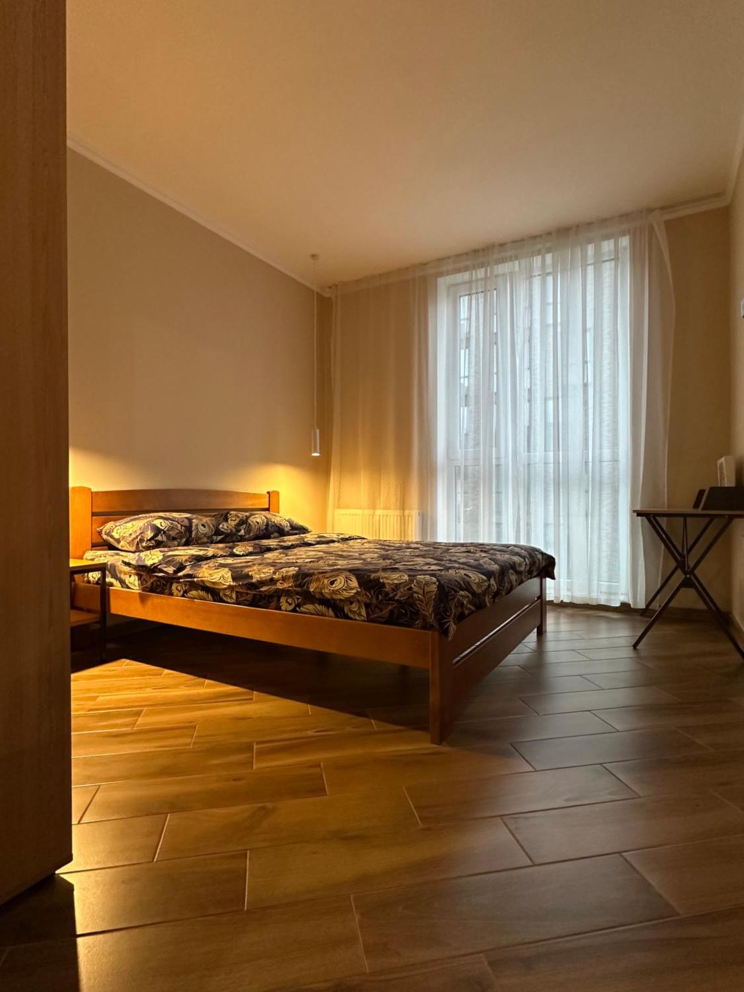 Avalon On Lypynskogo Street Apartment Lviv Bagian luar foto