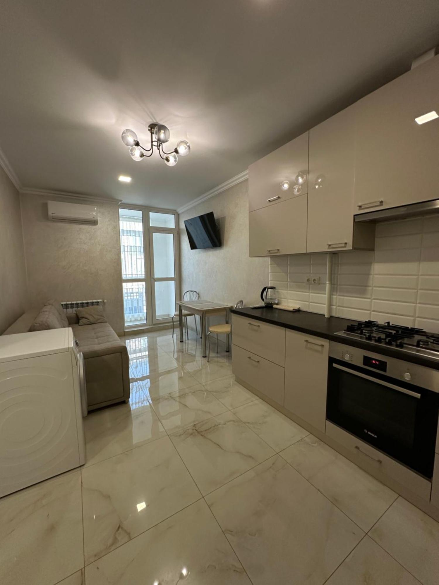 Avalon On Lypynskogo Street Apartment Lviv Bagian luar foto