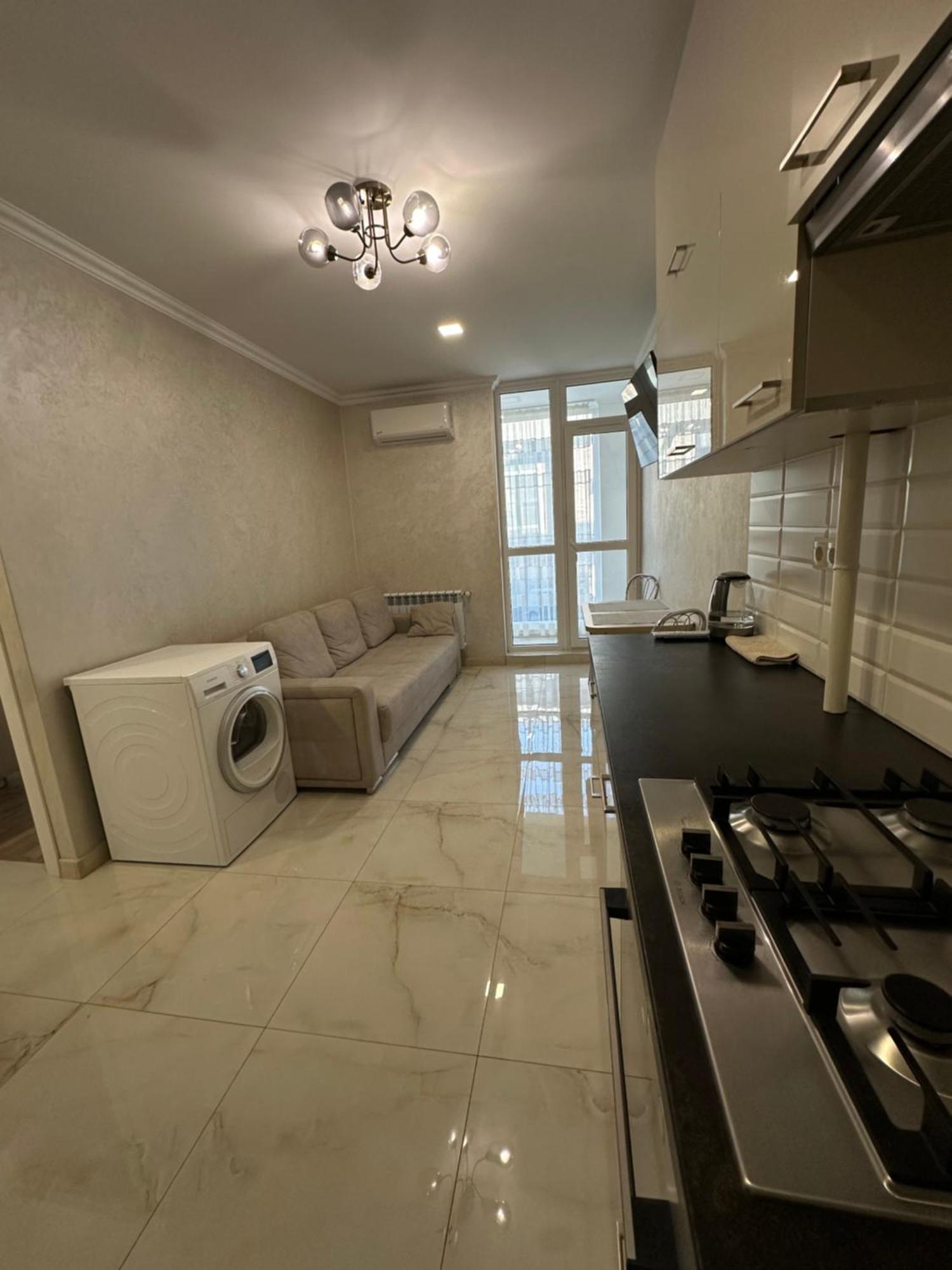Avalon On Lypynskogo Street Apartment Lviv Bagian luar foto
